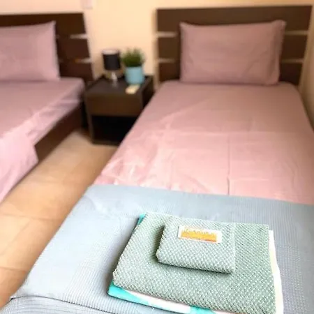 Roof Terrace Heaven With Sea View Apartment