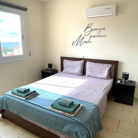 Roof Terrace Heaven With Sea View Apartment